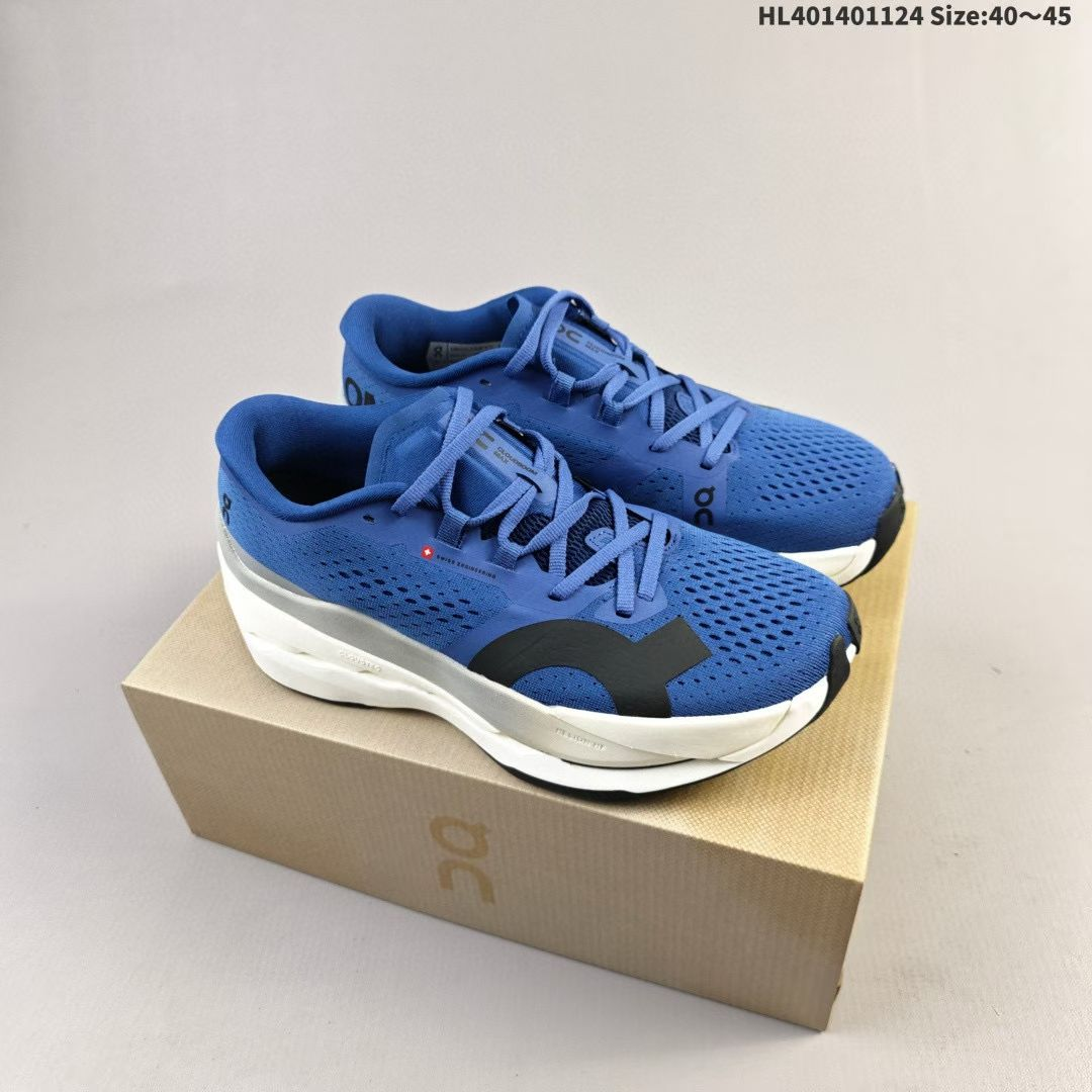 On running Cloudboom Max, a comfortable, versatile, supportive, and lightweight marathon running shoe