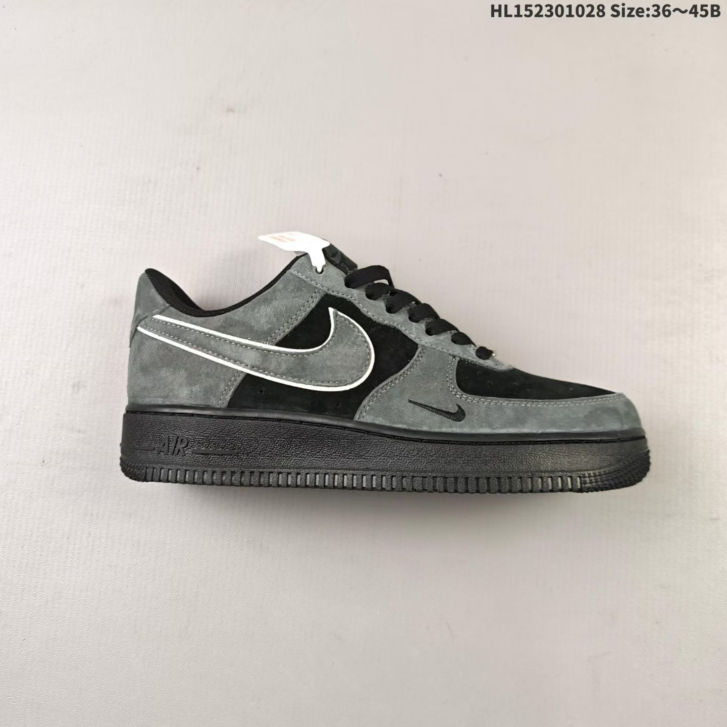 Air Force 1 07 Low "Gray-Black" with full suede, perfect for autumn and winter.