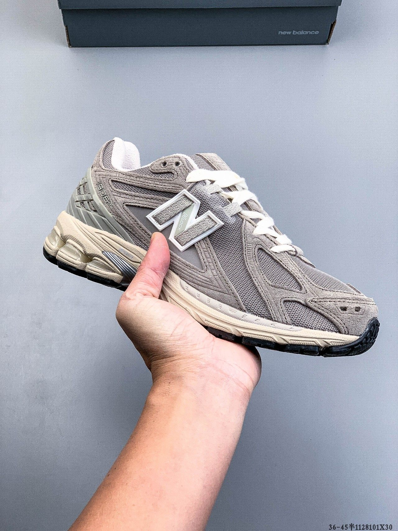 New Balance M1906RI NB Treasure Dad Shoes, featuring vintage elements, with exceptional texture. The last design, material, and craftsmanship are highly detailed.