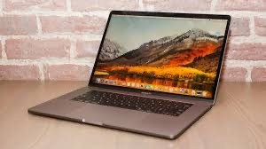 MacBook Pro 13 inches 2018 : i5 8th generation / 16G / 512G flash memory / Plus655 / Bar