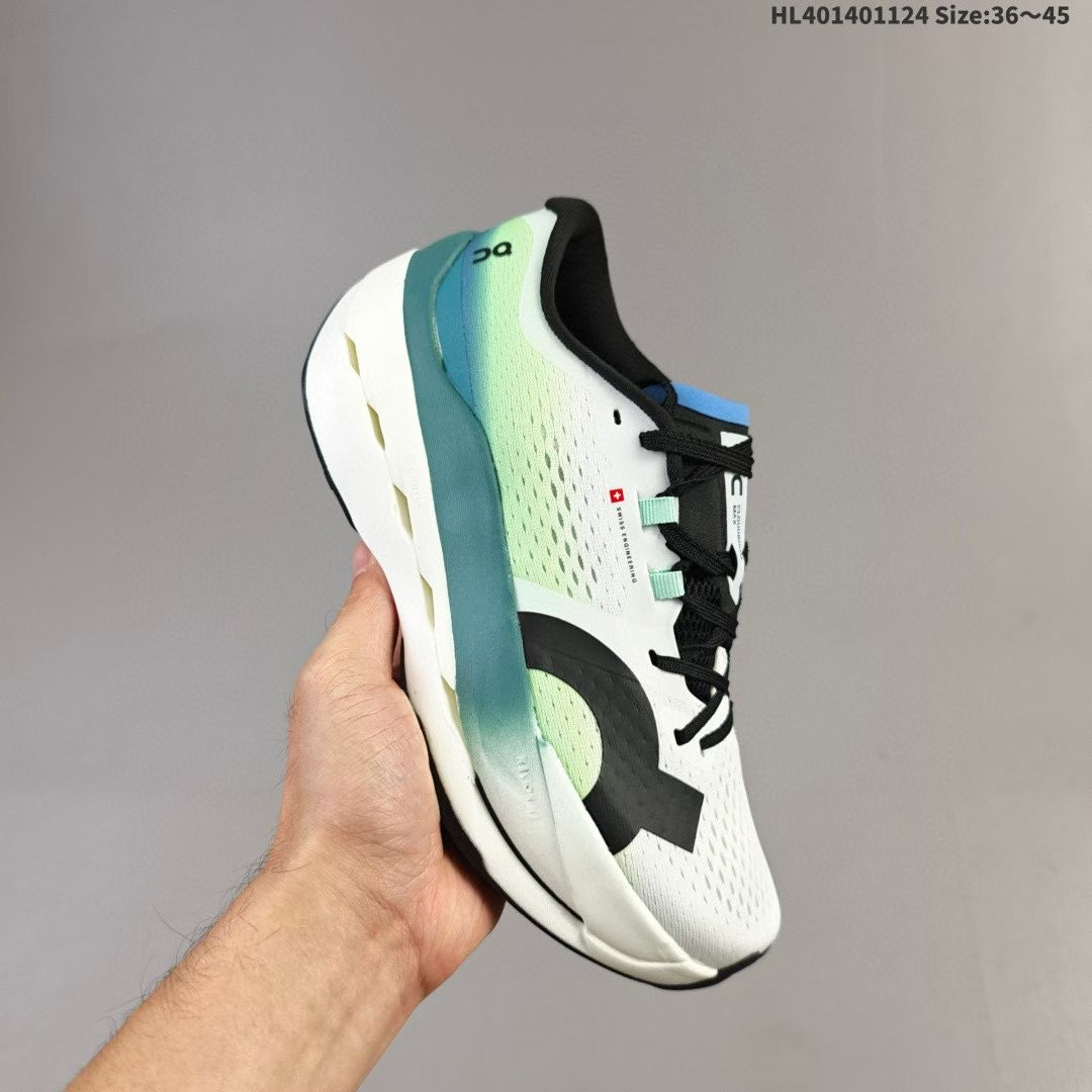 On running Cloudboom Max, a comfortable, versatile, supportive, and lightweight marathon running shoe