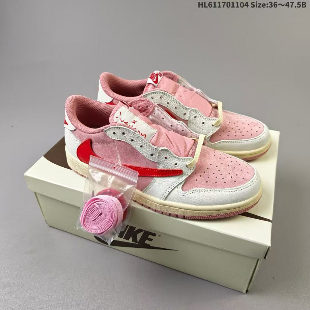 Nike Air Jordan 1 x Travis Scott AJ1