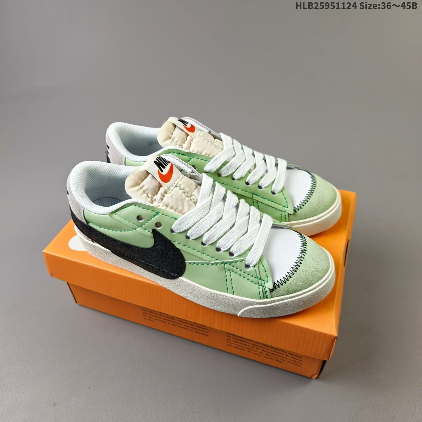 NK Blazer Low 77 JUMBO, a retro, classic, and pioneering style shoeThe distinctive Nike Blazer Mid colorway is set to return this year, featuring the iconic Swoosh color scheme, bringing back a simple